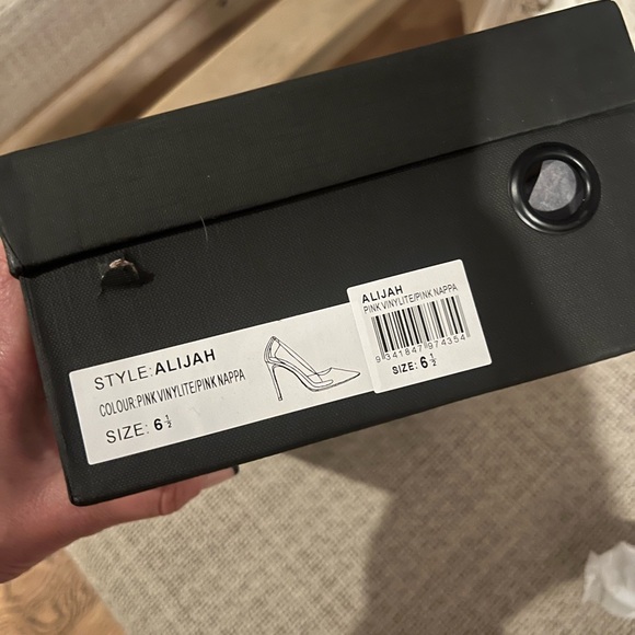 Pink clear pumps sold out on Revolve 6.5💕 - Picture 10 of 10